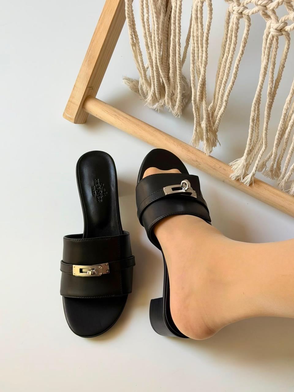 Ladies heels