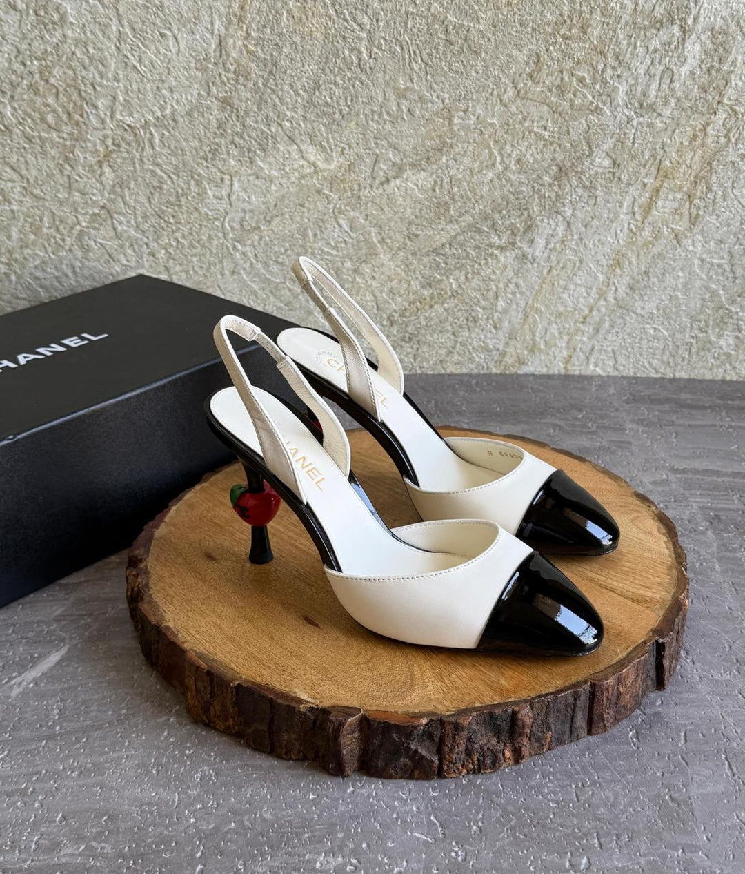 Ladies heels