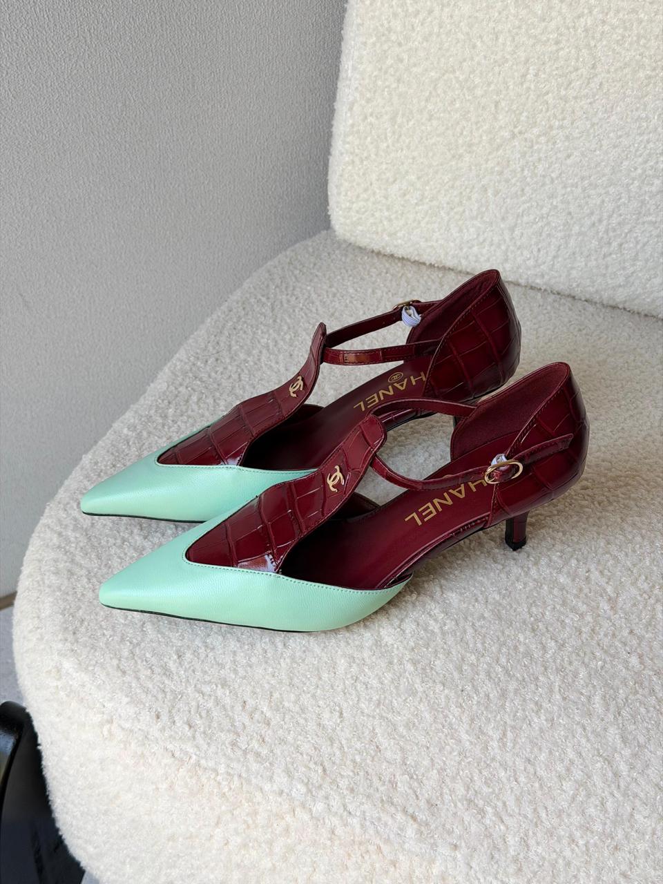 Ladies heels
