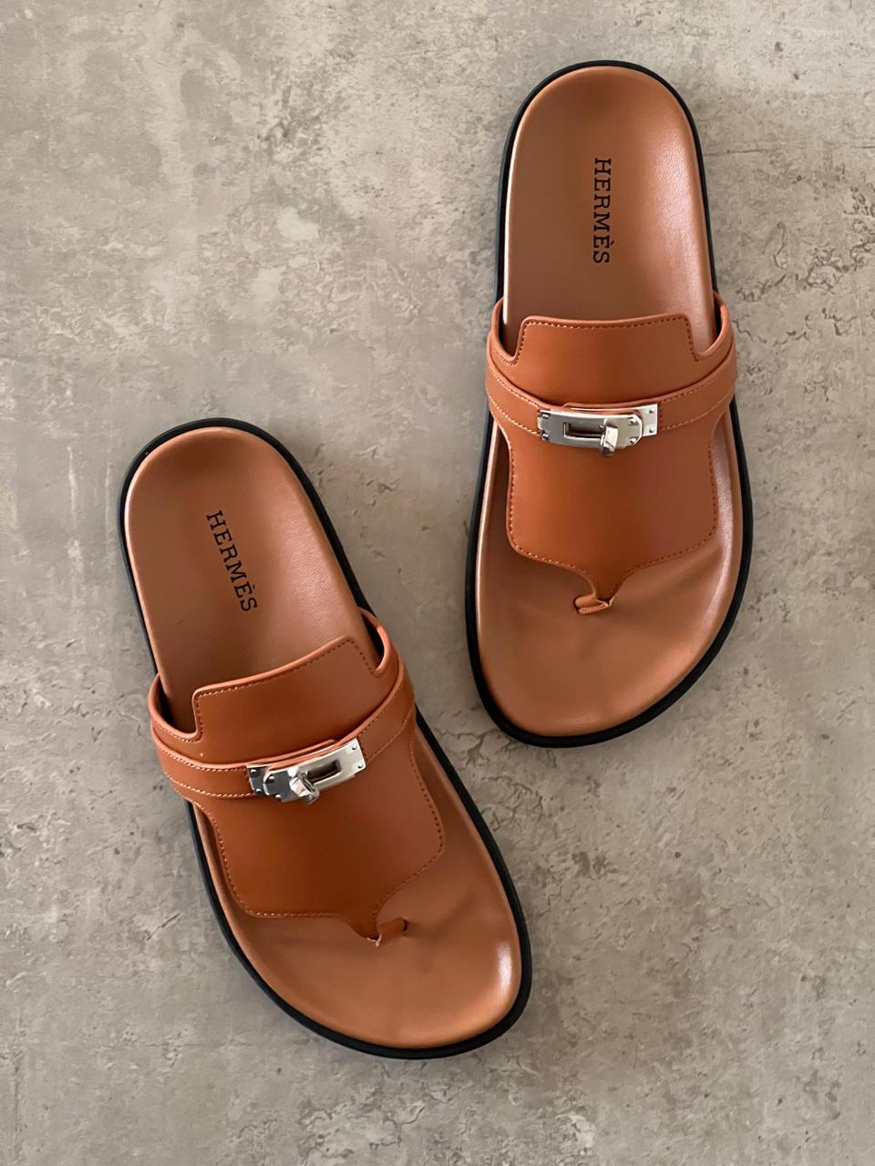 Ladies flats