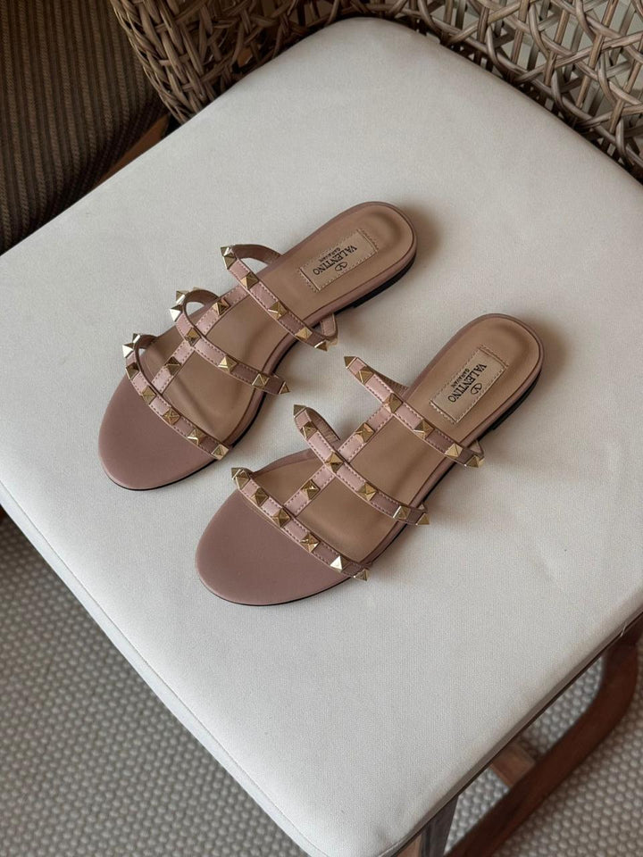 Ladies flats