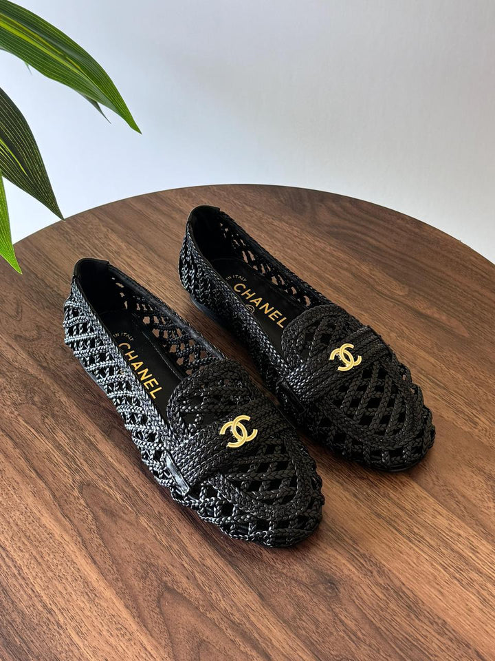 Ladies shoes