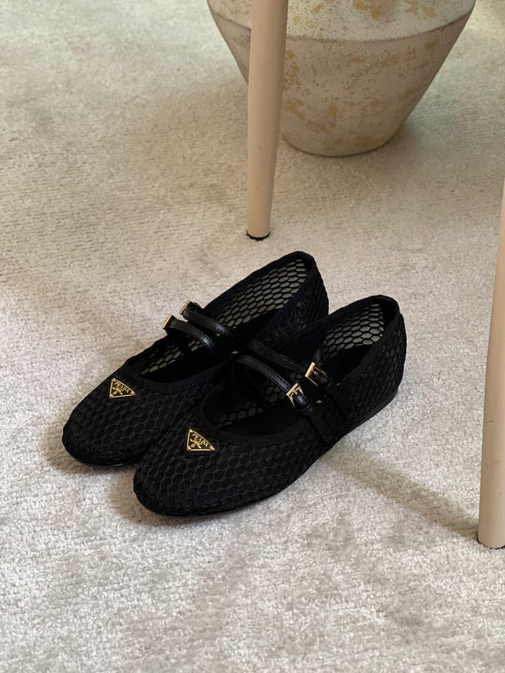 Ladies shoes