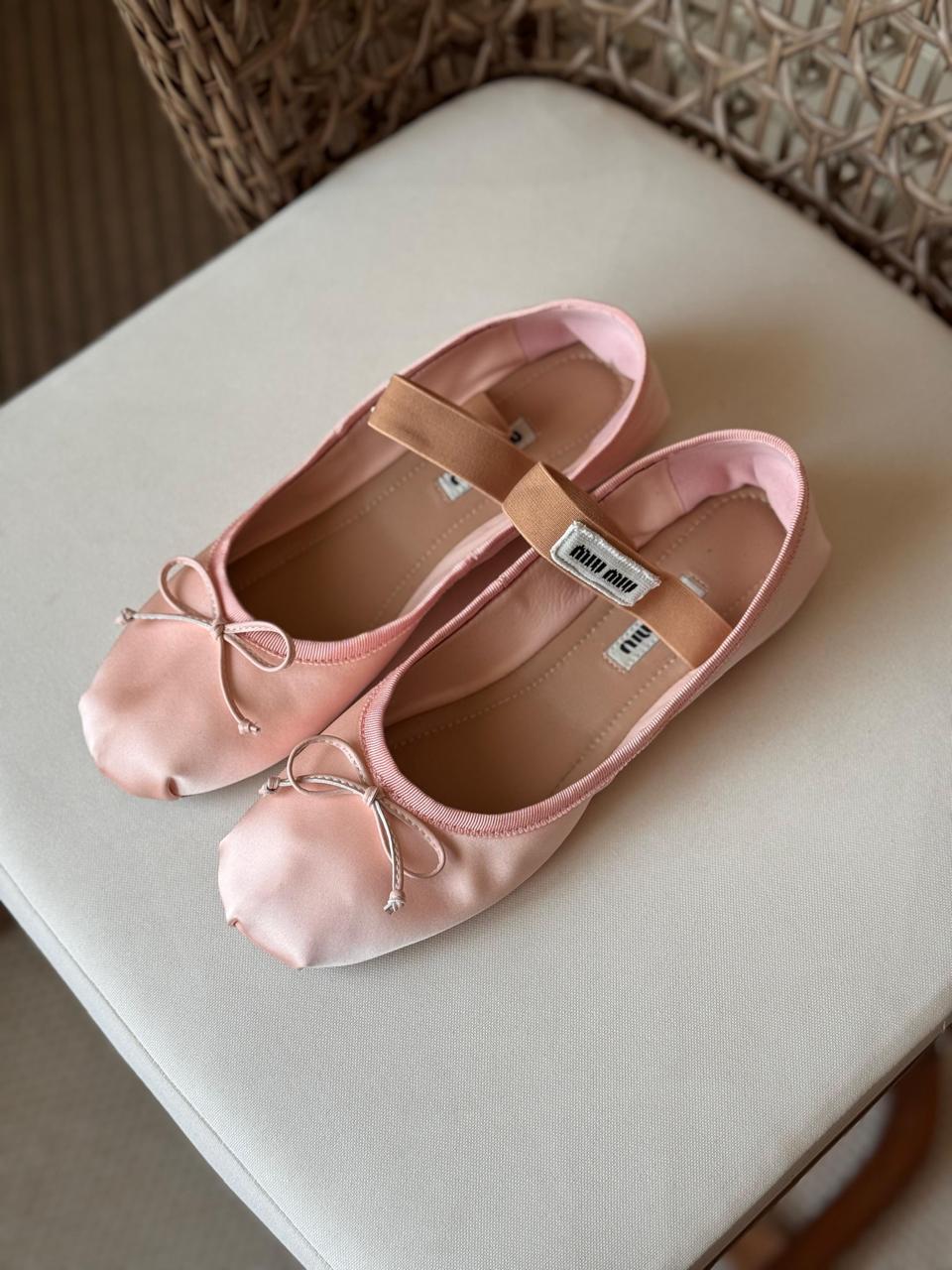 Ladies shoes