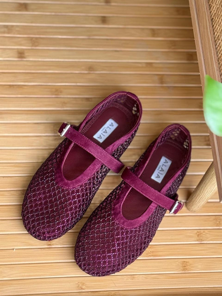 Ladies shoes