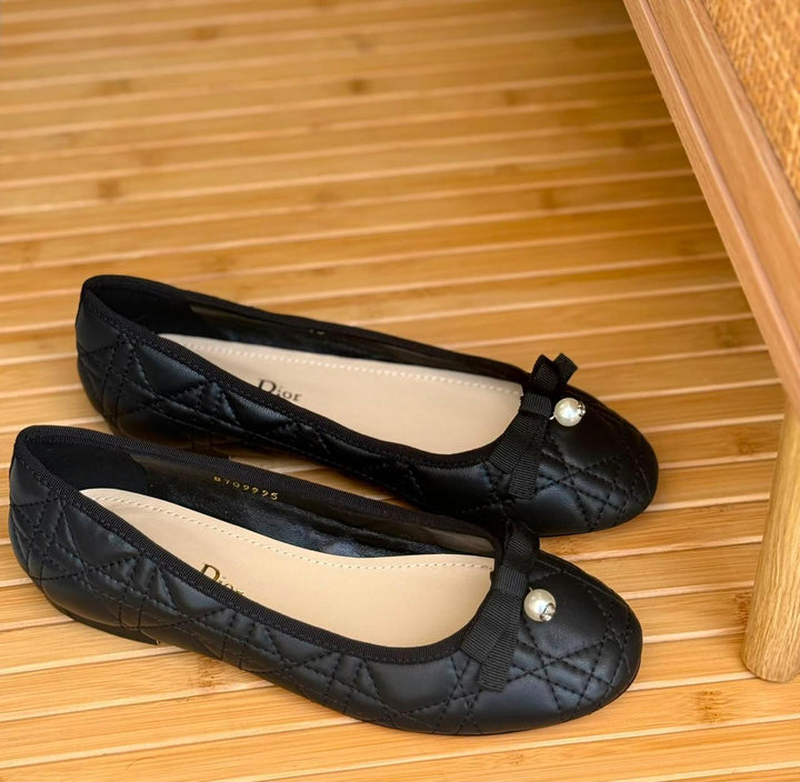 Ladies shoes