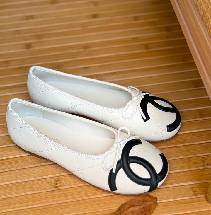 Ladies shoes