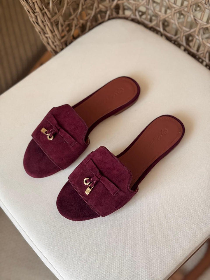 Ladies flats