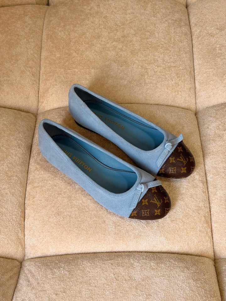 Ladies shoes