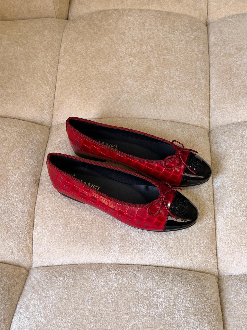 Ladies shoes